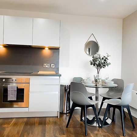 The Panda - Modern 2 Bedroom Apt In Manchester City Centre Zewnętrze zdjęcie